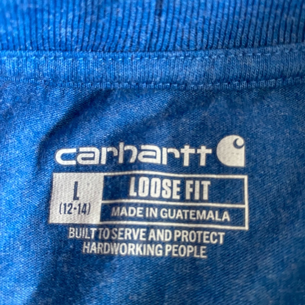 Woman’s shirt size L